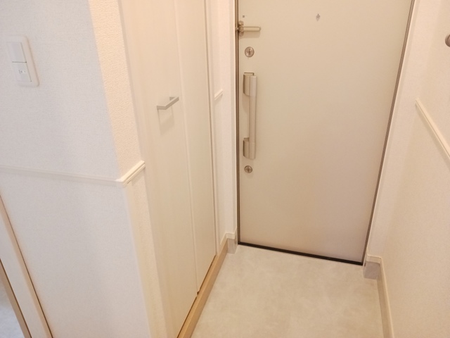 アドヴァンス 玄関