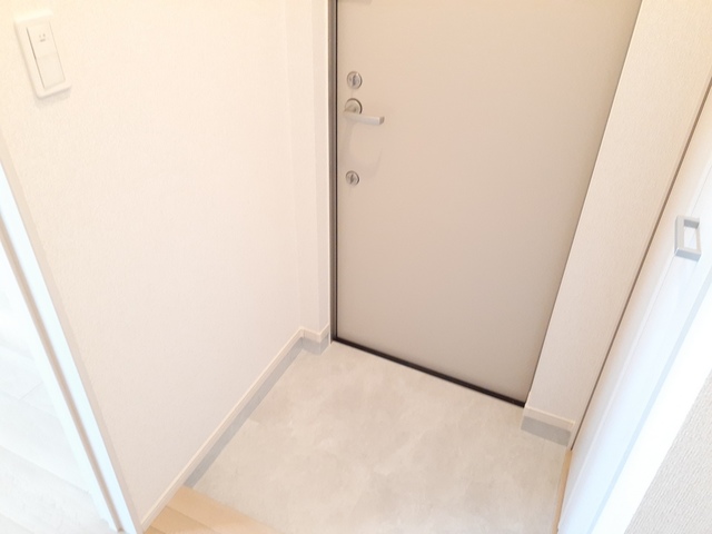 パストラーレ高槻 玄関