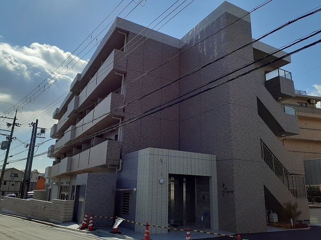 ボンサンテ南千里 外観