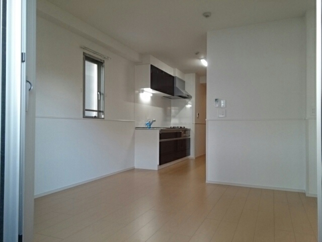 グーラテース　Ｕ．Ｈ．Ｙ リビング