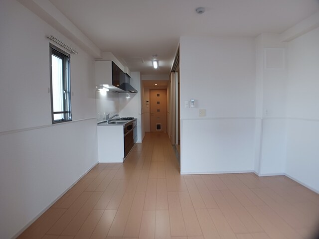 グーラテース　Ｕ．Ｈ．Ｙ リビング