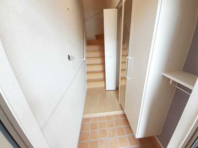 クレメント桜の町 玄関