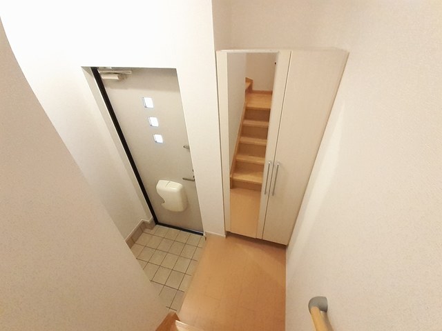 ラ・フォンテ 玄関