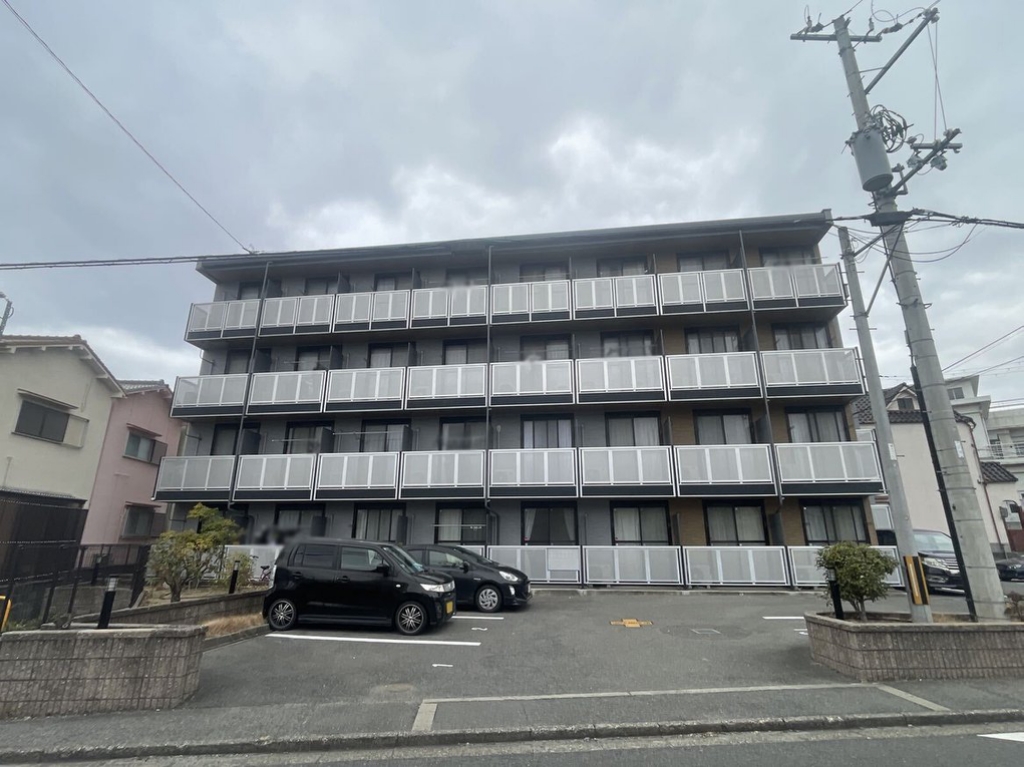 レオパレスレグルス八幡 外観