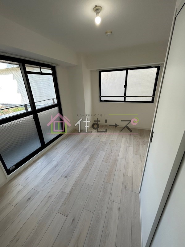 釣鐘町エクセルハイツ リビング