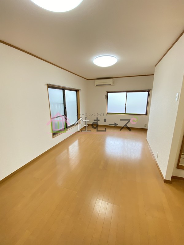 鶴橋３丁目貸家 ベッドルーム