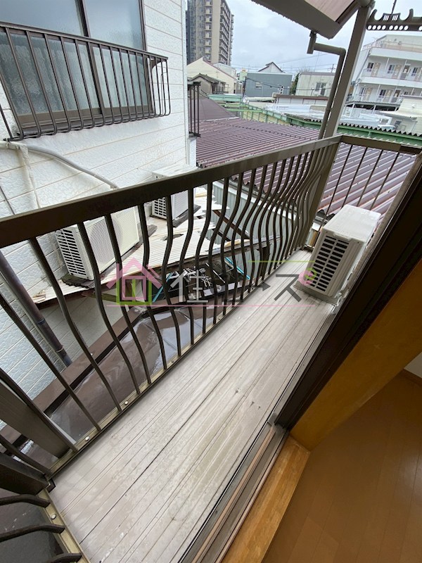 鶴橋３丁目貸家 ベランダ