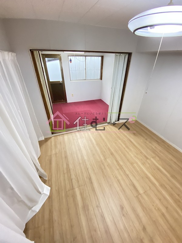 鶴橋貸家 ベッドルーム