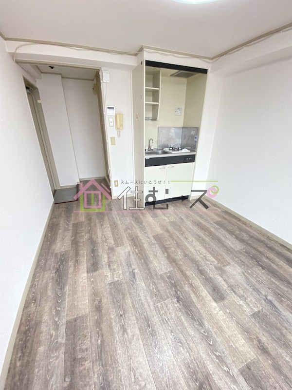 グランシャトー寺田町 リビング