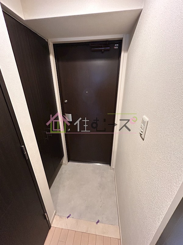 サムティ大阪WESTグランジール 玄関