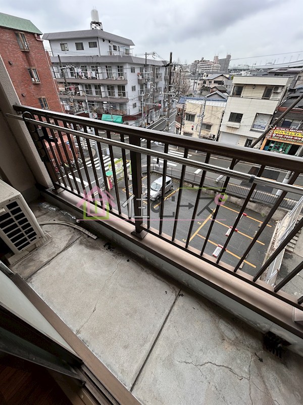 ルーミングイン千舟 ベランダ