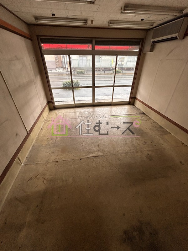 佃４丁目貸家 リビング