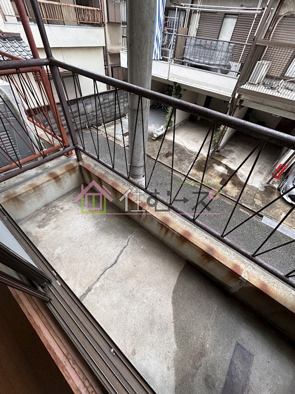 西淀川区中島貸家 ベランダ