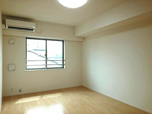 プロシード巽 リビング