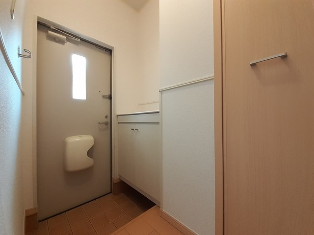 シャルムさくらⅢ 玄関