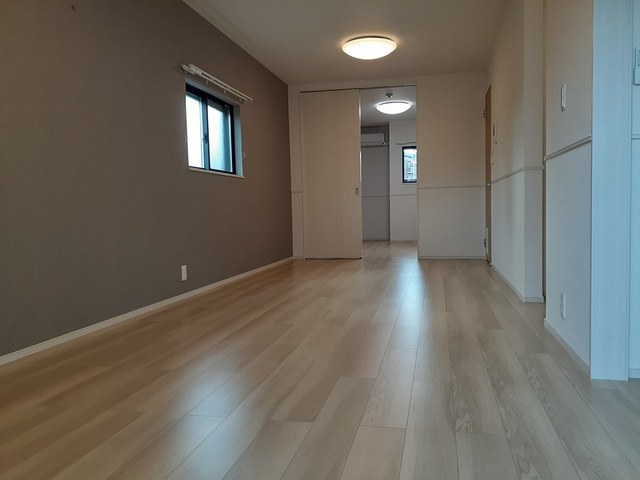 ミツボシヤマモトビレッジ リビング