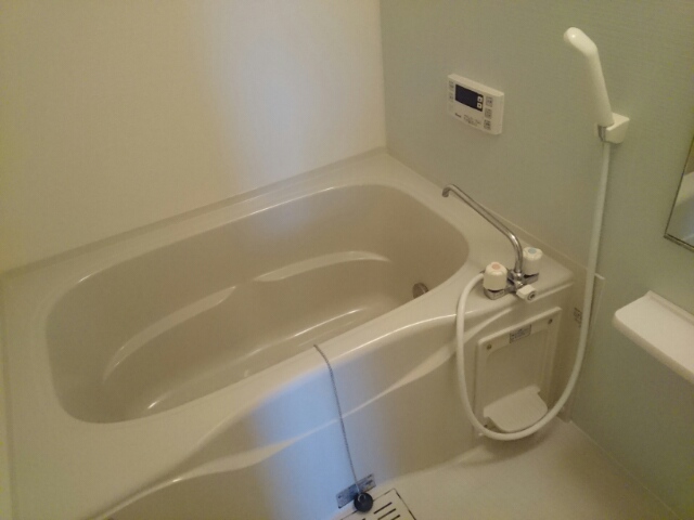 メゾンドファミーユ鶴見緑地公園 風呂画像