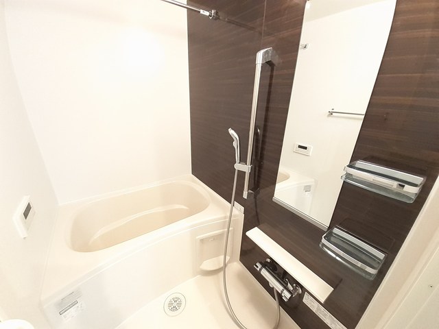 シャトーエレガント 風呂画像