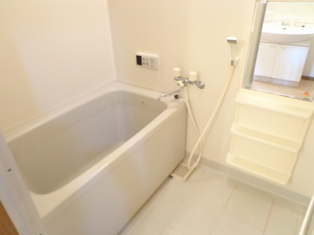 シェリール河崎２ 風呂画像