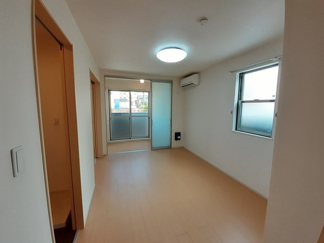 サン・ブライト その他3