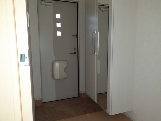 アリス　Ⅰ 玄関