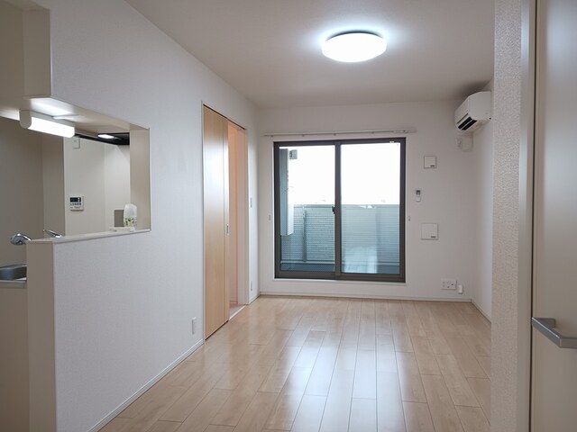 ノホ・エルア昆陽 リビング