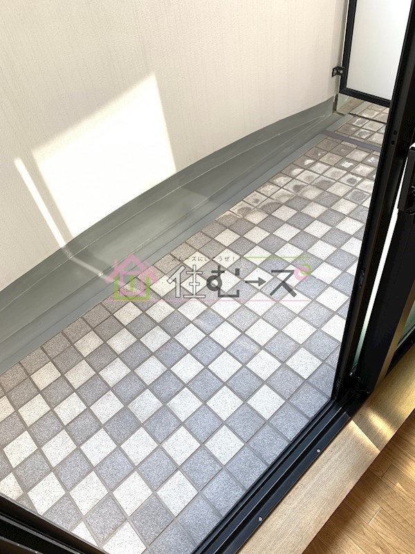 ノルデンハイム東三国 ベランダ