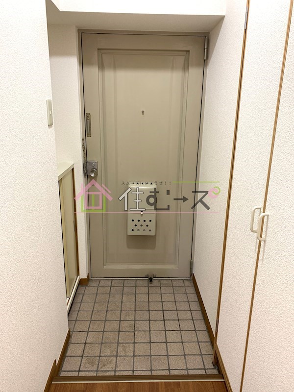 東三国グランドハイツ北 玄関