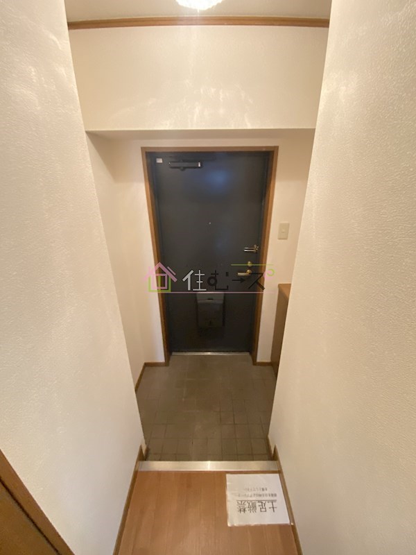 ノルデンハイムリバーサイド十三 玄関