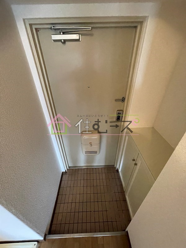 ノルデンハイム小松 玄関