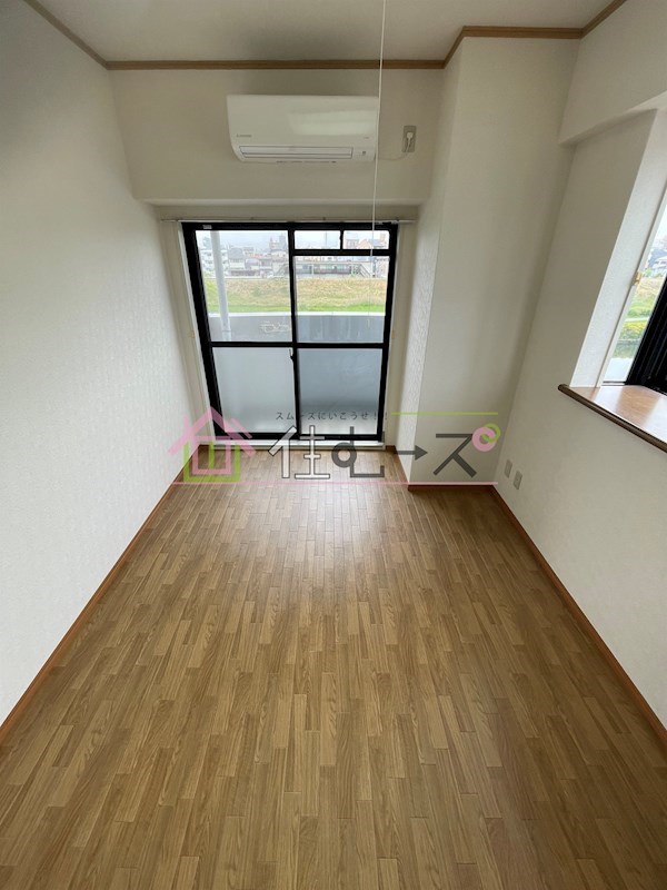 ノルデンハイム小松 ベッドルーム