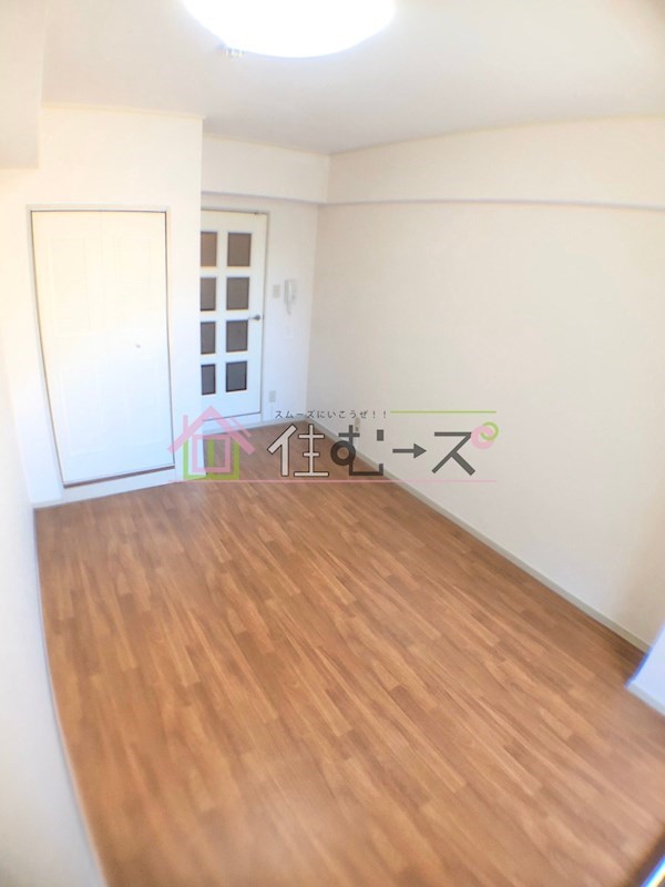 ノルデンハイム淡路 リビング