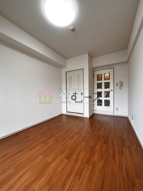 ノルデンハイム淡路 リビング