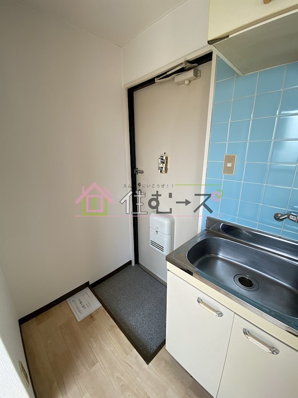 オーシャン平野 玄関