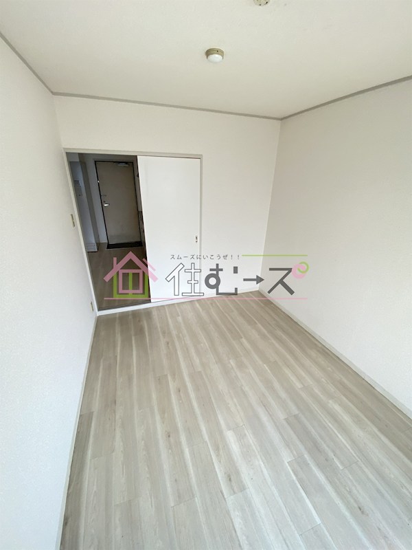 ロイヤル加美北 リビング