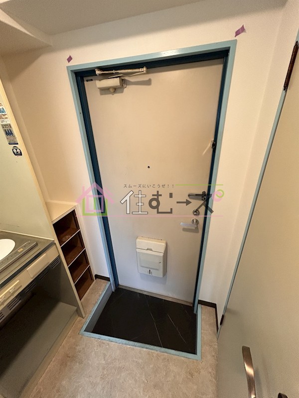 遠里小野4丁目ハイツ 玄関