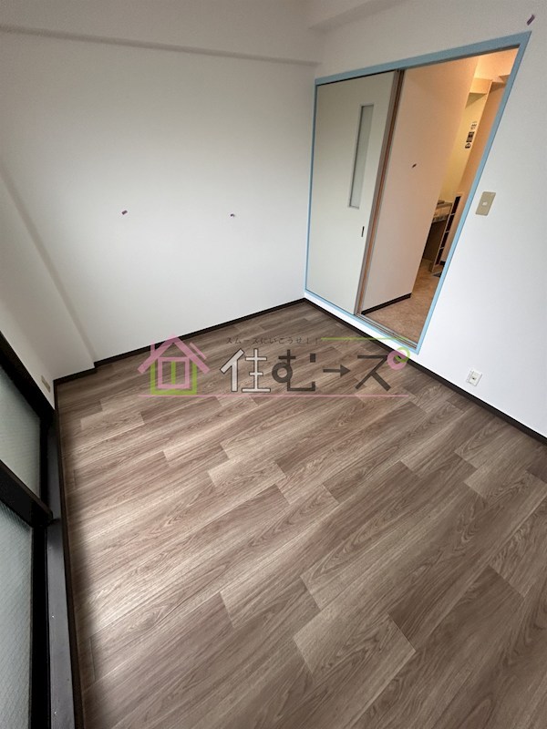 遠里小野4丁目ハイツ リビング