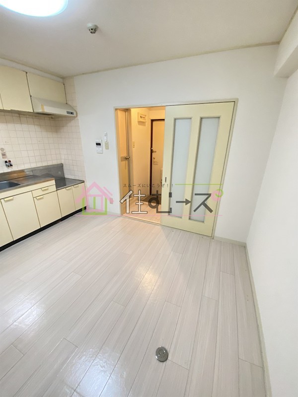 エレガントコーポラス リビング