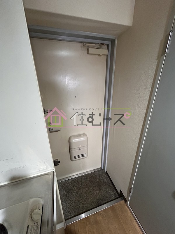 マ・メゾン舟尾 玄関