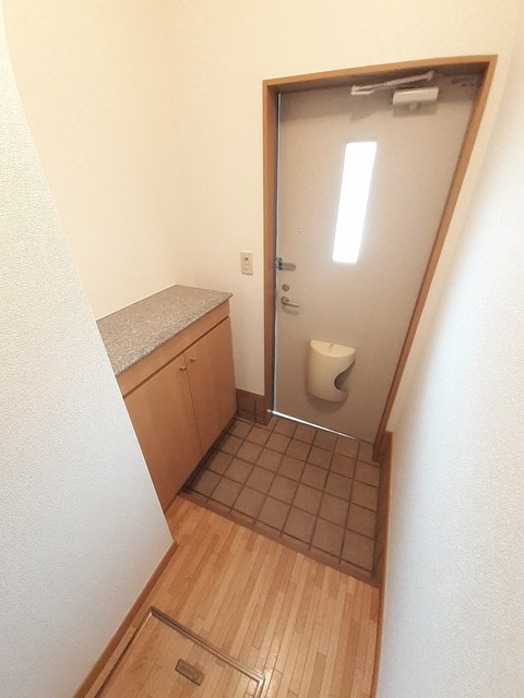 ブルック・コートＡ棟 玄関