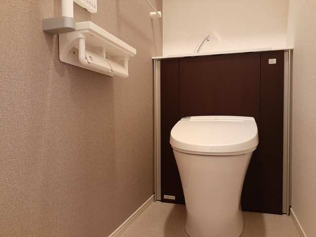 アデッソ　オーヴェスト その他2