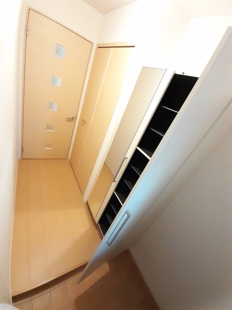 プロムナード　岸城 玄関