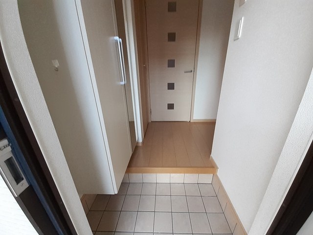 アルファハイムⅡ 玄関