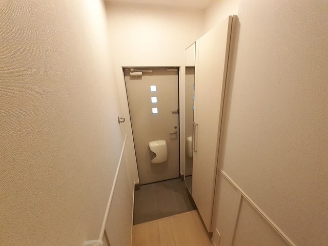 プラシード 玄関