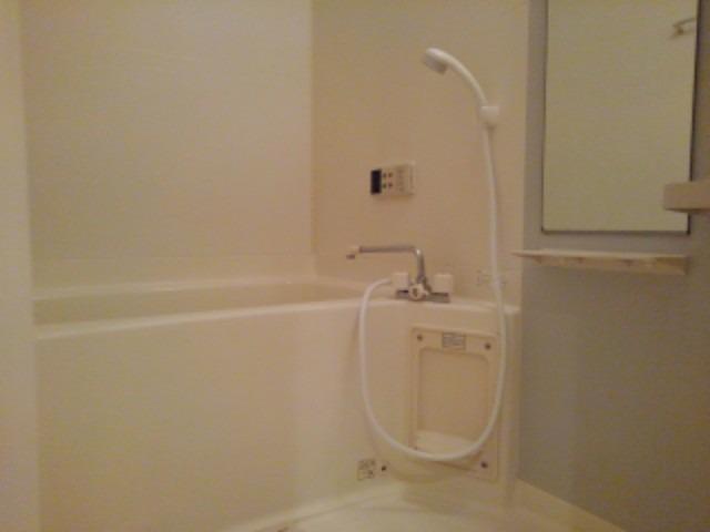 スペイシア友貴 風呂画像