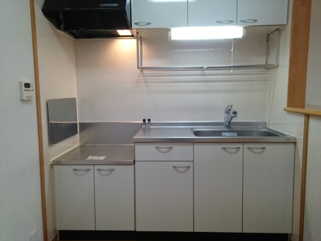 ファシネイション春日Ⅱ キッチン