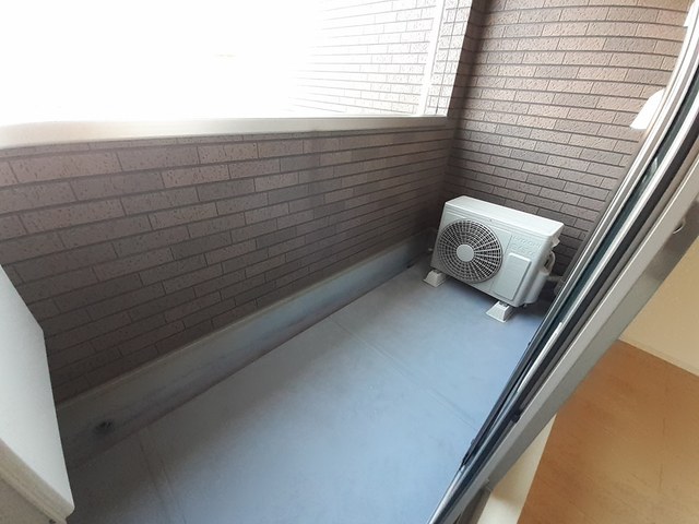 レフィナード・コンドミニオ ベランダ