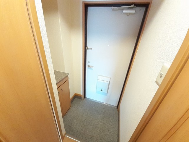 エスポワール西川 玄関