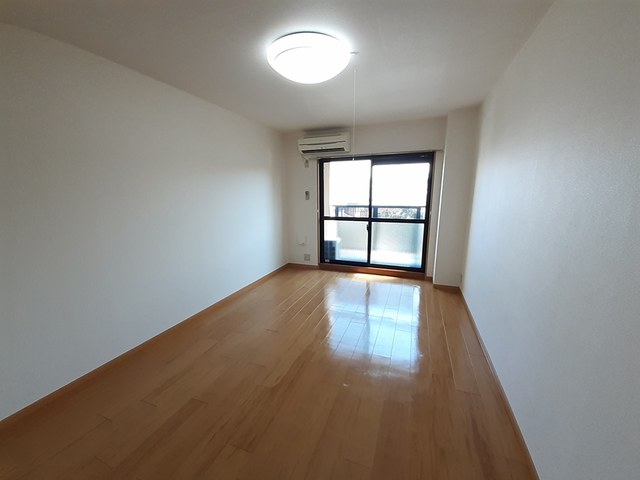 エスポワール西川 リビング