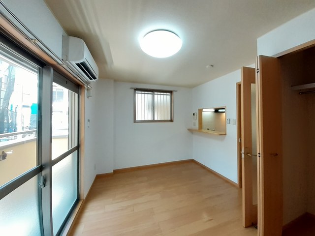 カサ・デローザ リビング